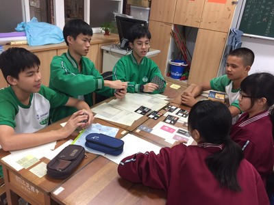 107學年度宣導防制藥物濫用-學生桌遊體驗圖片